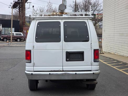 Used 2014 Ford E-350 and Econoline 350 XLT RWD image 6