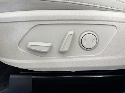 New 2026 Kia Sorento S image 18