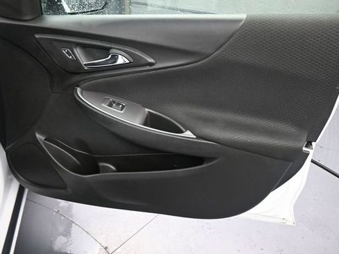 Used 2024 Chevrolet Malibu LT FWD image 13