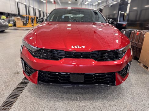 Certified 2025 Kia K5 GT-Line image 31