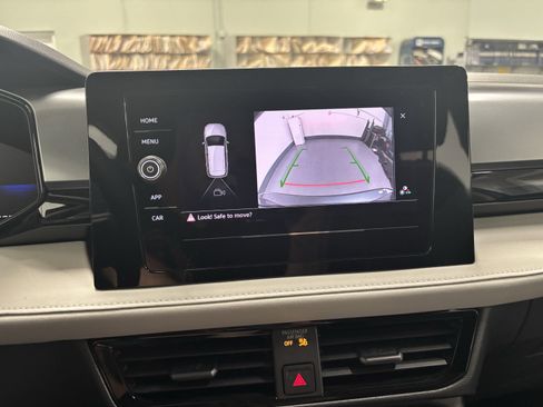 New 2025 Volkswagen Taos S image 21