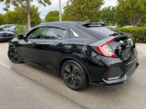 Used 2018 Honda Civic EX image 3