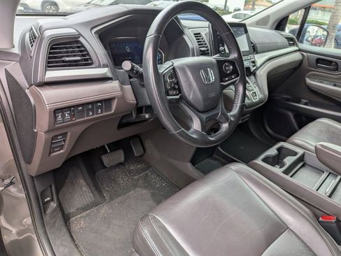 Used 2018 Honda Odyssey Touring image 10