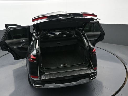 Used 2024 BMW X5 xDrive40i w/ Premium Package image 43