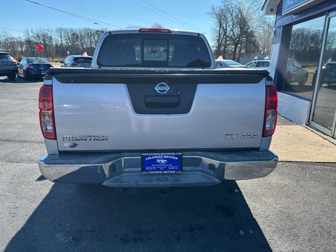 Used 2019 Nissan Frontier SV image 6