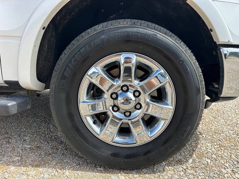 Used 2013 Ford F150 Lariat w/ Lariat Chrome Pkg AWD/4WD image 34