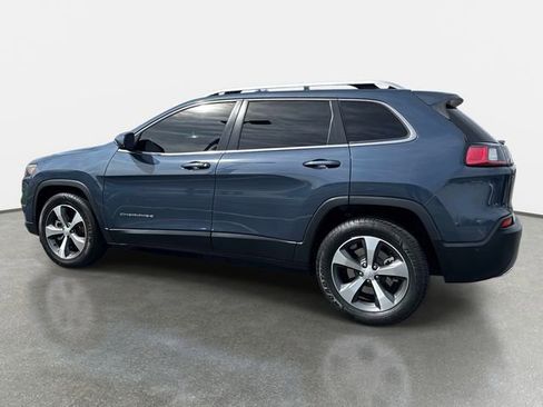 Used 2021 Jeep Cherokee Limited FWD image 3