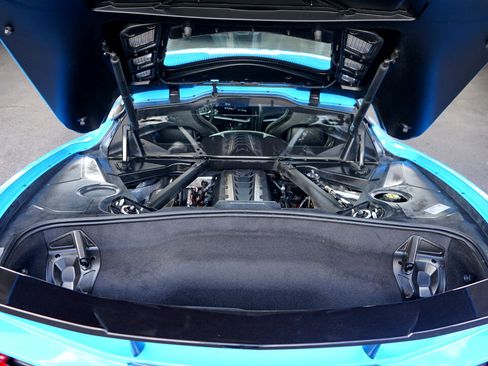 Used 2023 Chevrolet Corvette Stingray Coupe w/ Z51 Performance Package image 20