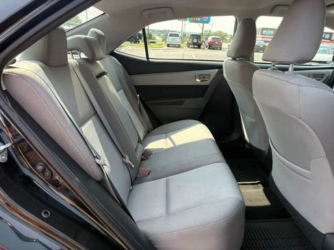 Used 2016 Toyota Corolla LE FWD image 17