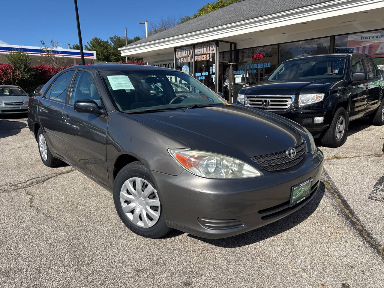 Used 2003 Toyota Camry LE FWD image 2
