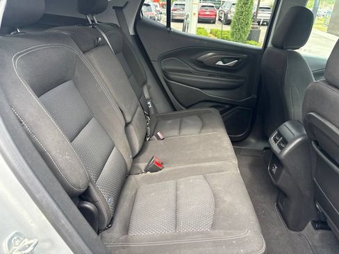 Used 2022 GMC Terrain SLE w/ Driver Convenience Package FWD image 20