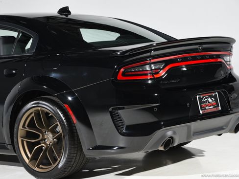 Used 2023 Dodge Charger SRT Hellcat w/ Harman/Kardon Audio Group RWD image 15