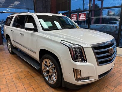 Used 2017 Cadillac Escalade ESV Premium Luxury