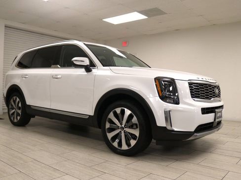 Used 2020 Kia Telluride S FWD image 5