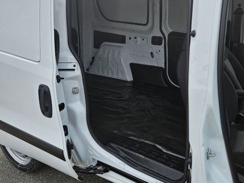 Used 2018 RAM ProMaster City Tradesman image 15