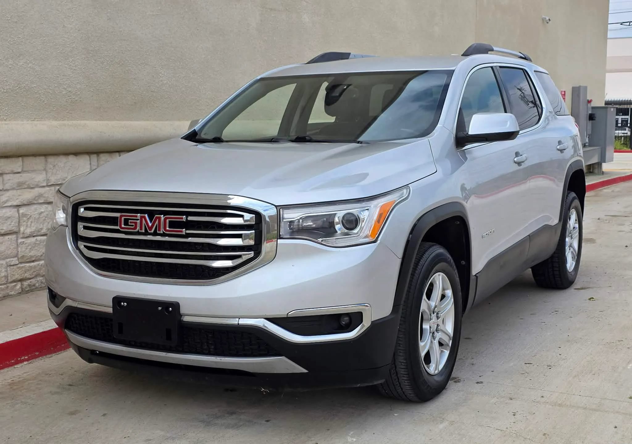 Used 2019 GMC Acadia SLT FWD image 8
