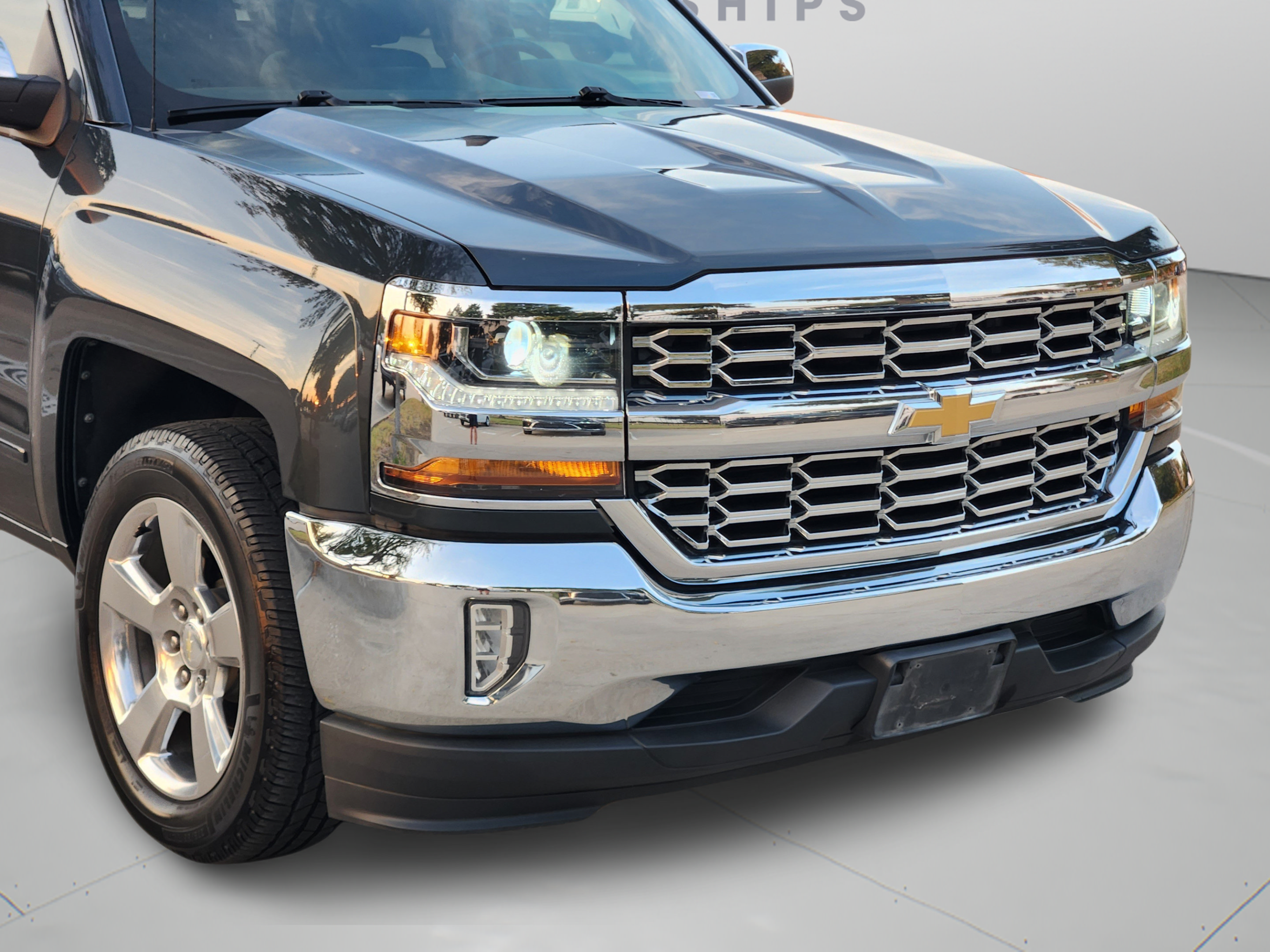 Used 2018 Chevrolet Silverado 1500 LT w/ Texas Edition RWD image 34