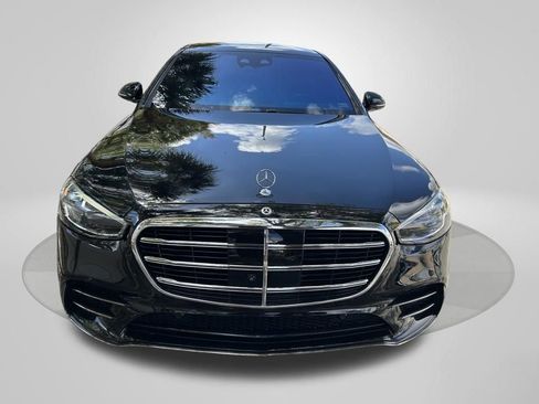 Used 2024 Mercedes-Benz S 580 4MATIC Sedan image 2