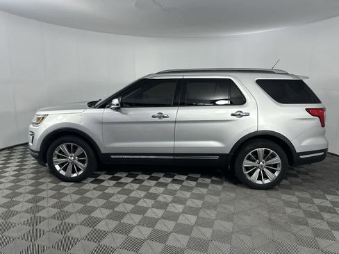 Used 2018 Ford Explorer Limited AWD/4WD image 5