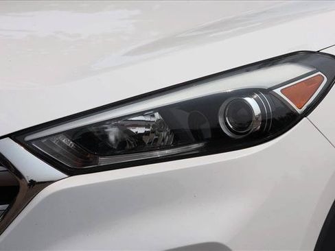 Used 2016 Hyundai Tucson AWD image 10