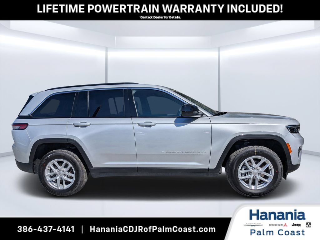 New 2026 Jeep Grand Cherokee Laredo w/ Trailer Tow Package RWD image 2