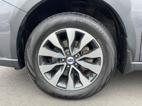 Used 2023 Subaru Outback Limited XT image 28