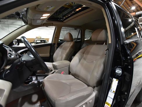 Used 2008 Toyota RAV4 Limited AWD/4WD image 31