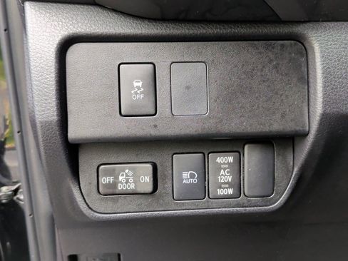 Used 2023 Toyota Tacoma TRD Sport w/ Technology Package AWD/4WD image 29