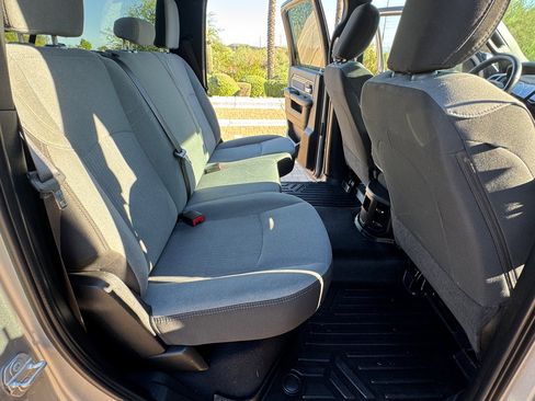 Used 2021 RAM 2500 Big Horn image 27