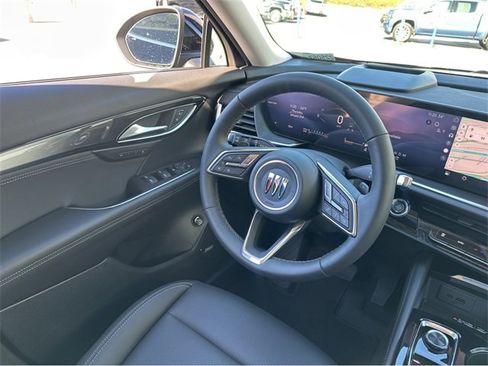 New 2025 Buick Envision Preferred image 16