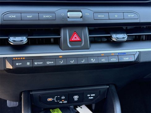 New 2025 Kia K4 LXS image 23