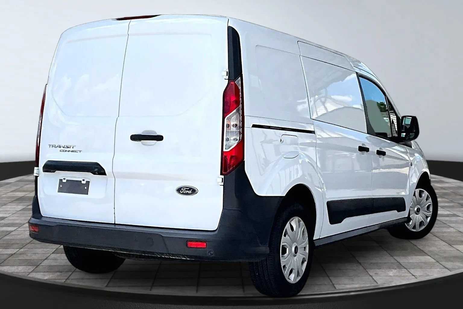 Used 2019 Ford Transit Connect XL FWD image 6
