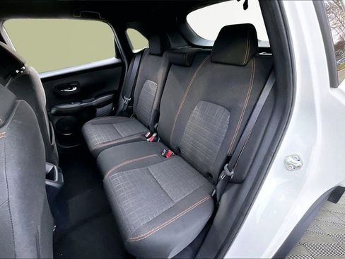 Used 2023 Honda HR-V Sport image 16