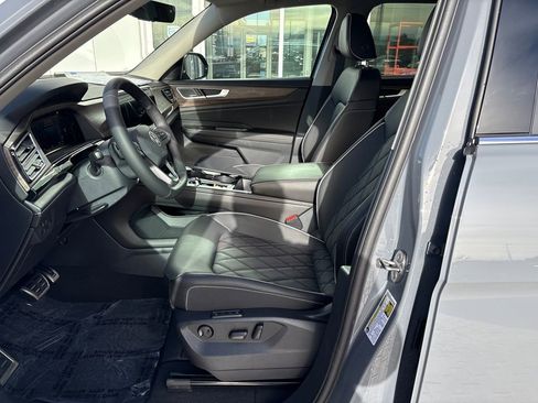 New 2026 Volkswagen Atlas SEL Premium R-Line AWD/4WD image 9