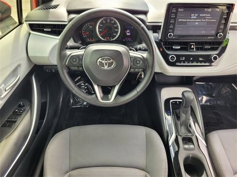 Used 2021 Toyota Corolla SE image 14