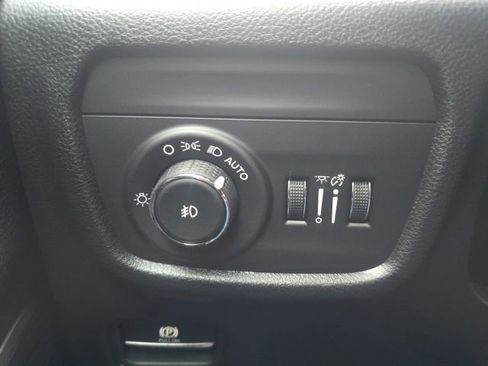 New 2026 Jeep Grand Cherokee Limited AWD/4WD image 11