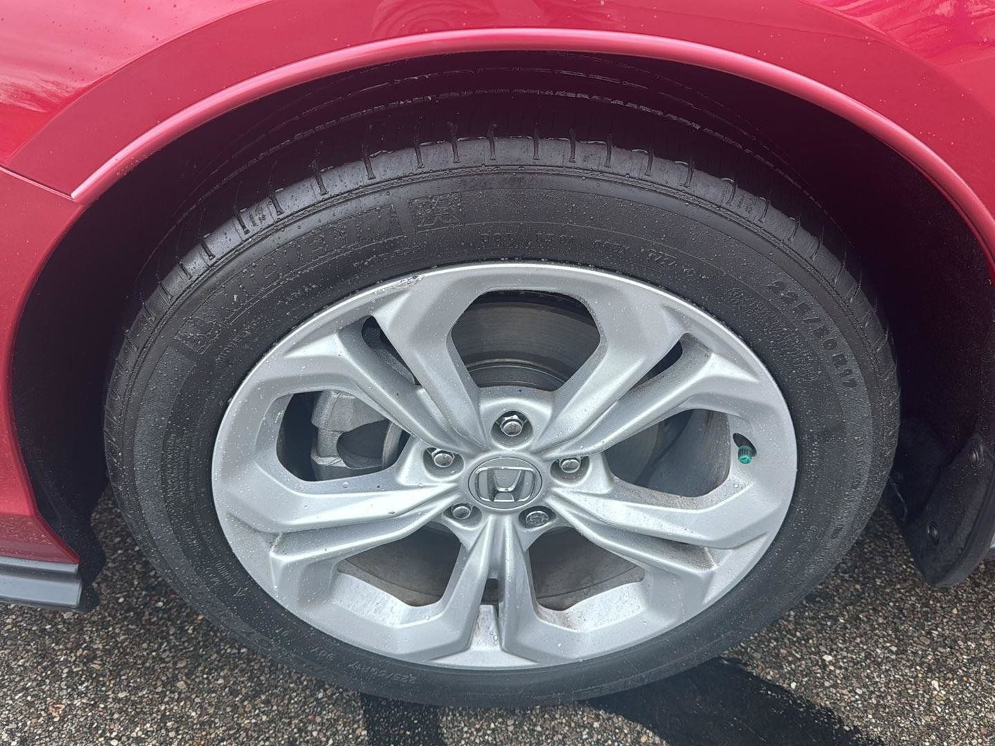 Used 2025 Honda Accord LX image 9