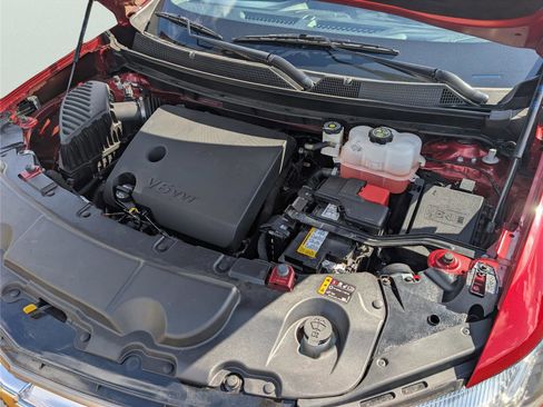 Used 2023 Chevrolet Traverse High Country image 37