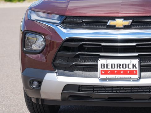 Used 2022 Chevrolet TrailBlazer LT FWD image 9