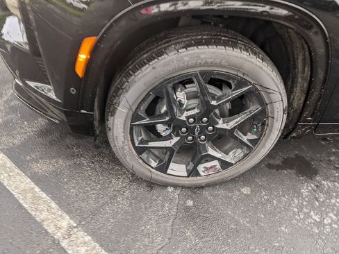 New 2026 Chevrolet Traverse RS image 11