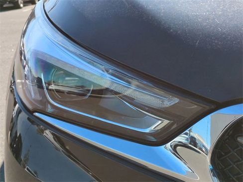 Used 2021 Buick Enclave Premium w/ Sun and Sites Package image 9