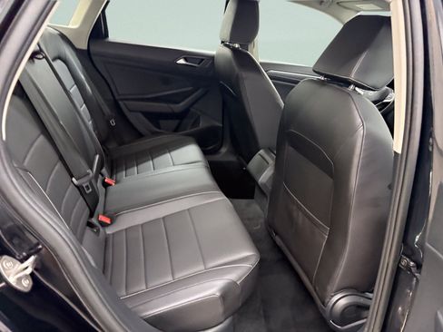 Used 2024 Volkswagen Jetta SE FWD image 23
