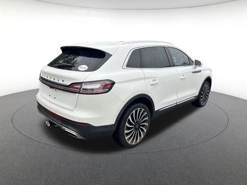 Used 2023 Lincoln Nautilus Black Label w/ Class II Trailer Tow Package AWD/4WD image 7