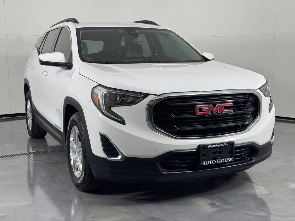 Used 2020 GMC Terrain SLE w/ Driver Convenience Package FWD image 3