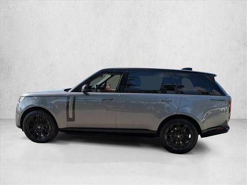 Used 2025 Land Rover Range Rover Long Wheelbase SE AWD/4WD image 9