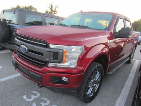 Used 2018 Ford F150 XLT w/ Equipment Group 302A Luxury AWD/4WD image 3