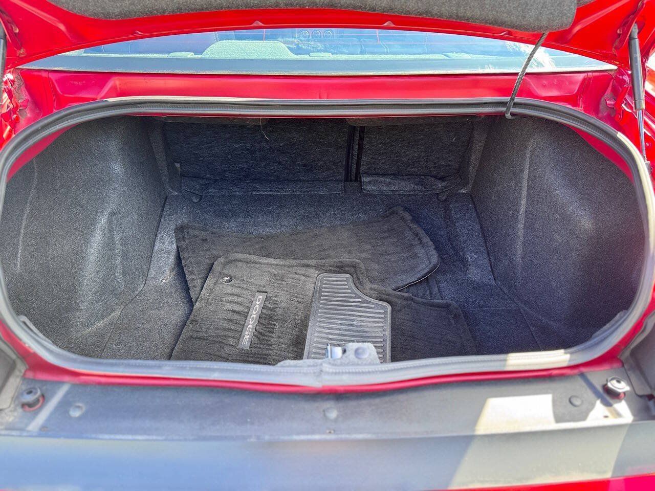 Used 2012 Dodge Challenger R/T RWD image 10