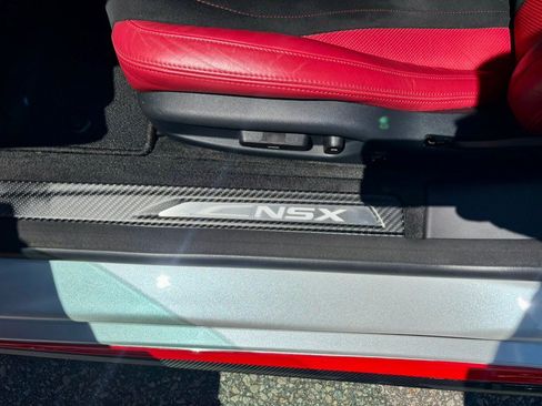 Used 2017 Acura NSX AWD/4WD image 23
