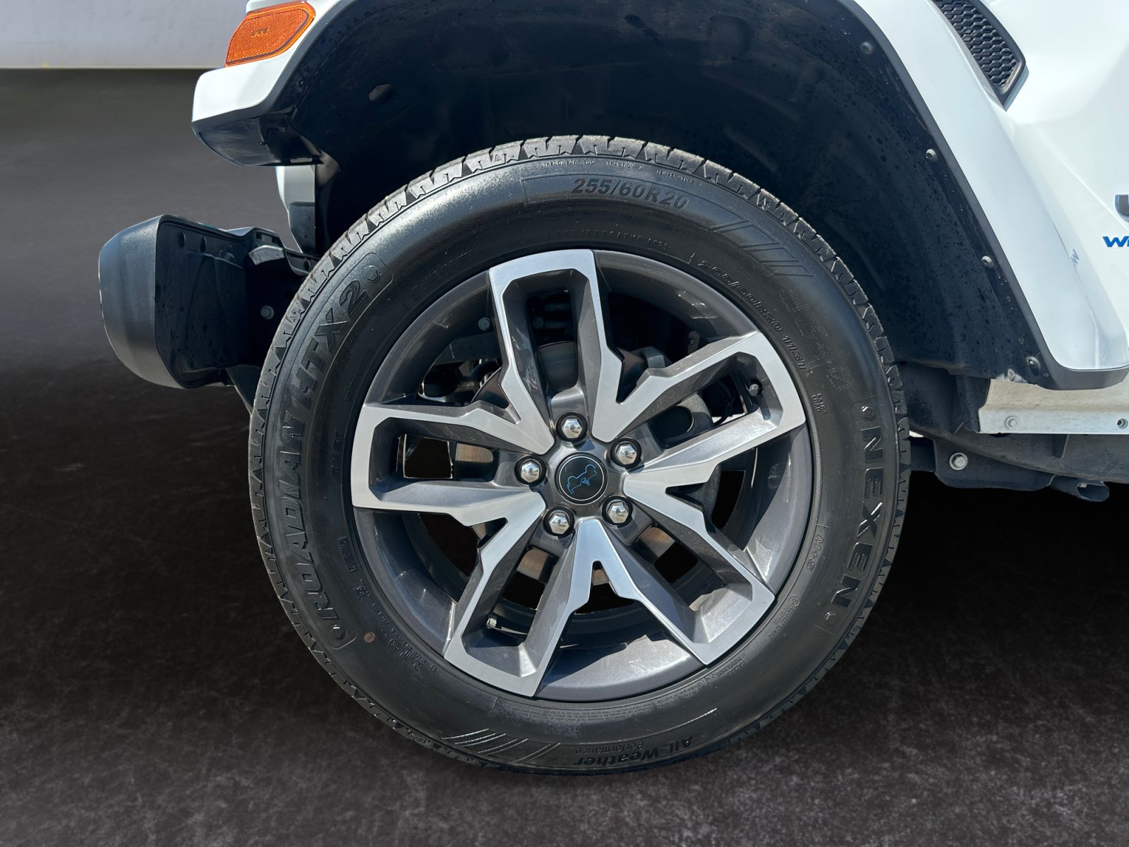 Used 2024 Jeep Wrangler Unlimited AWD/4WD image 14