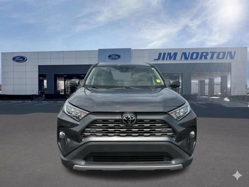 Used 2020 Toyota RAV4 Limited FWD image 10